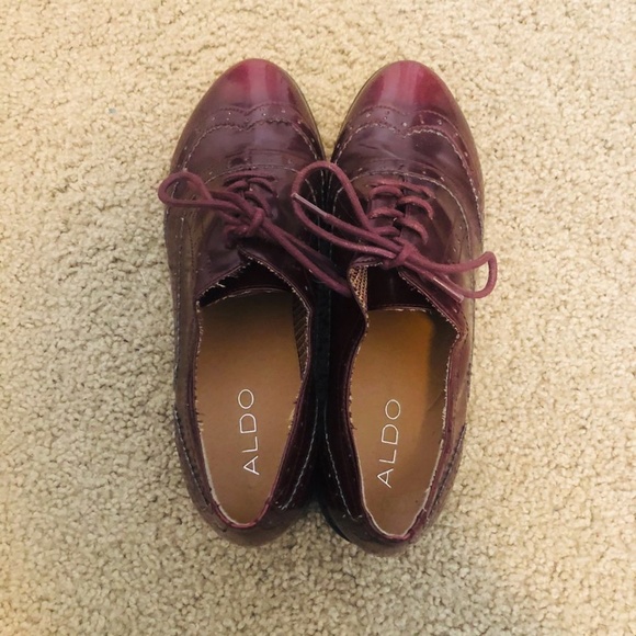 ALDO Patent Oxfords - Picture 1 of 3
